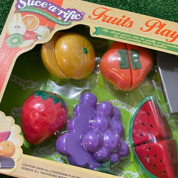Pretend Food Play Set FRUITS Red Box Food and Accessories 11 Pcs Easy-Slide NEW - Picture 3 of 13